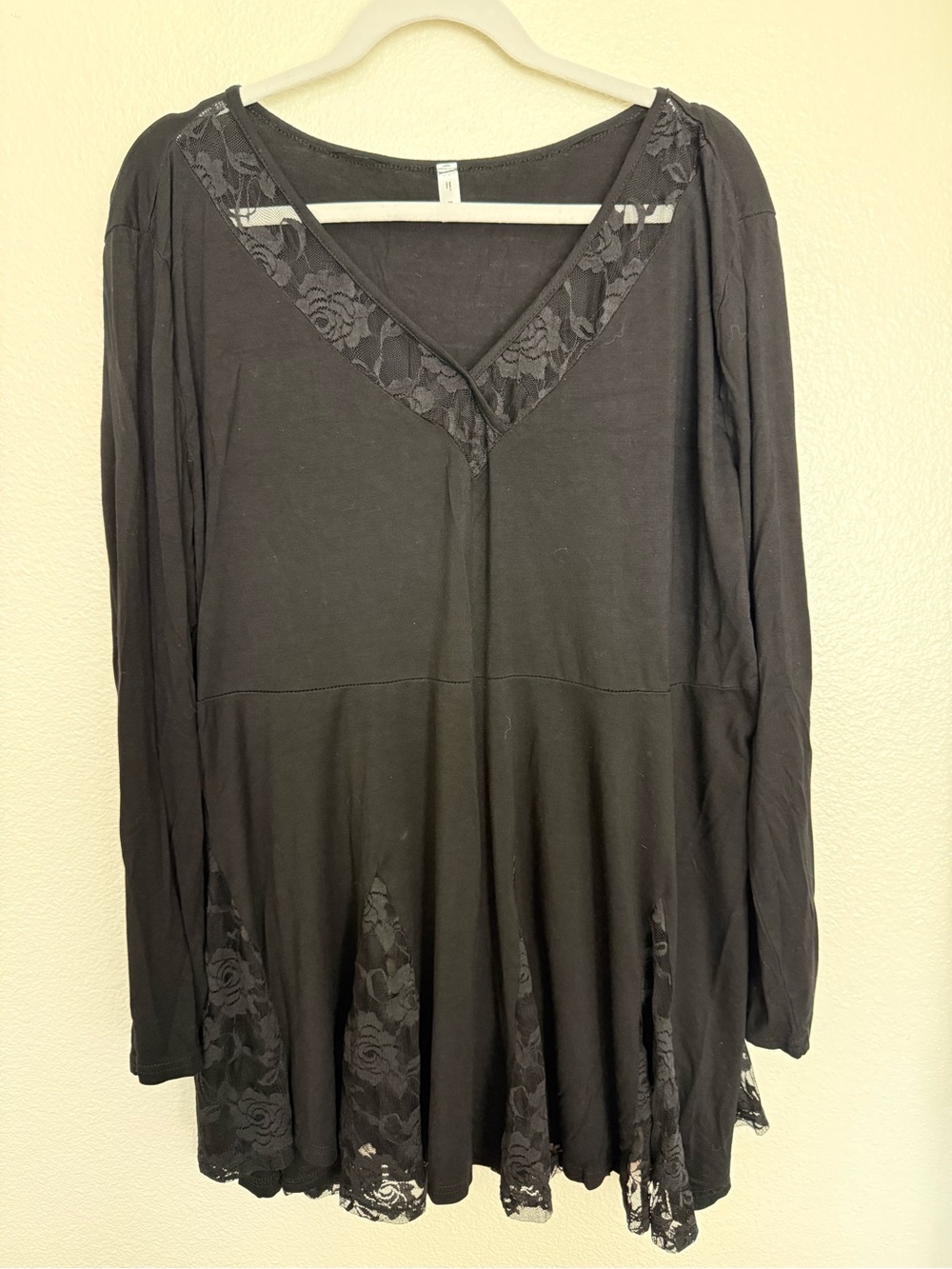 Black Lace Trim Long Sleeve Dress